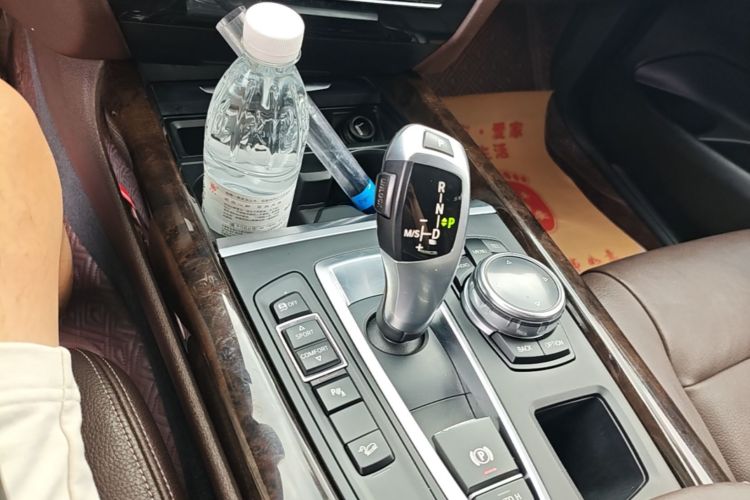 Used BMW X5 2014 xDrive35i Elegant Edition Gear Lever