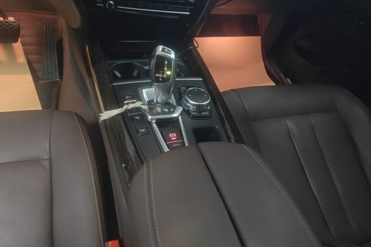 Used BMW X5 2014 xDrive35i Leading Model Gear Lever
