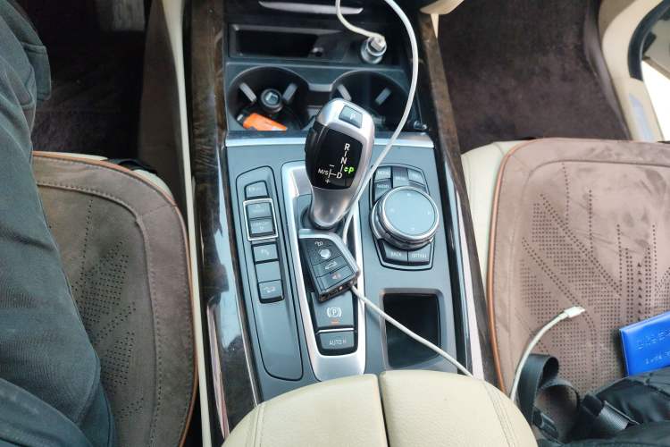 Used BMW X5  Gear Lever