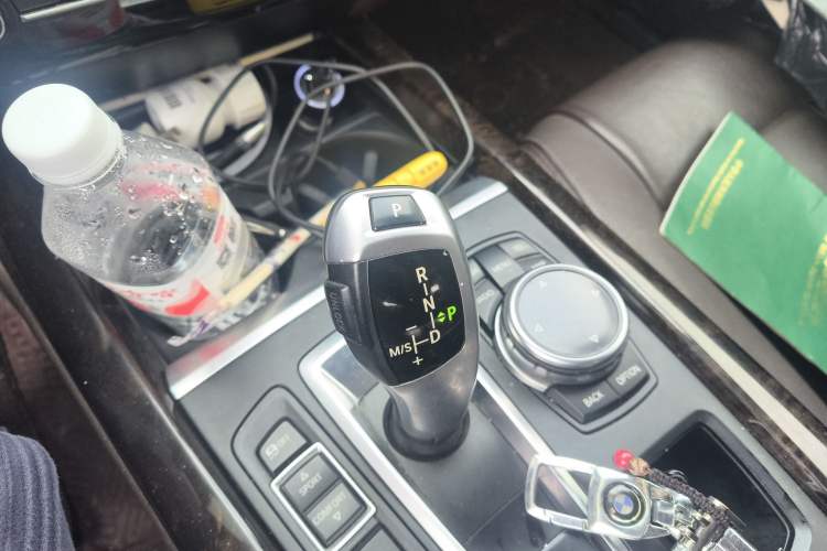 Used BMW X5 2014 xDrive35i Elegant Edition Gear Lever