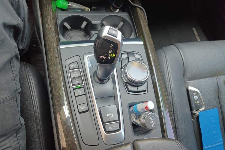 Used BMW X5 2014 xDrive35i Luxury Edition Gear Lever