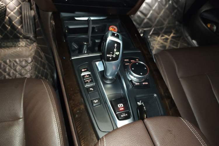 Used BMW X5 2014 xDrive35i Elegant Edition Gear Lever