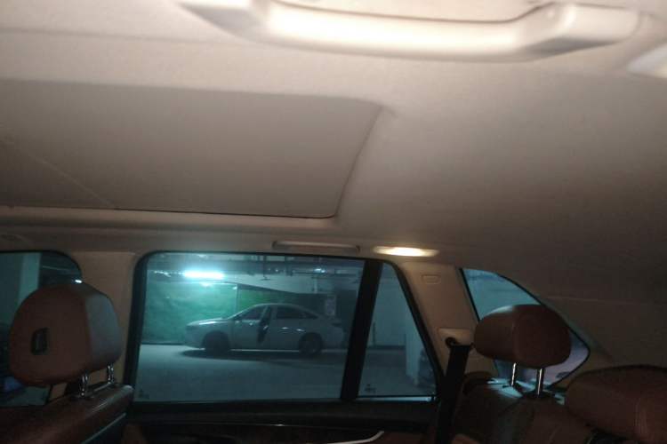 Used BMW X5 2014 xDrive35i Elegant Edition Headliner