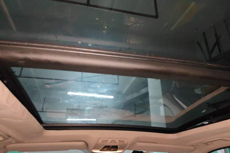 Used BMW X5 2014 xDrive35i Elegant Edition Headliner