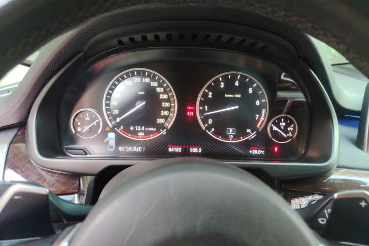 Used BMW X5 2014 xDrive35i Elegant Edition Instrument Cluster