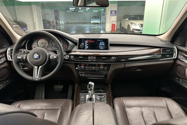 Used BMW X5 2014 xDrive35i Elegant Edition Interior 2