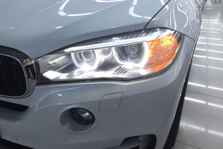 Used BMW X5 2014 xDrive35i Elegant Edition Left Front Headlight