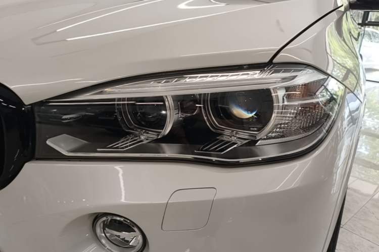 Used BMW X5 2014 xDrive35i Leading Model Left Front Headlight