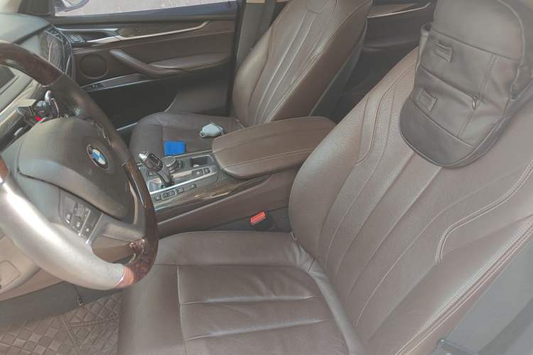 Used BMW X5 2014 xDrive35i Leading Model Left Front Seat