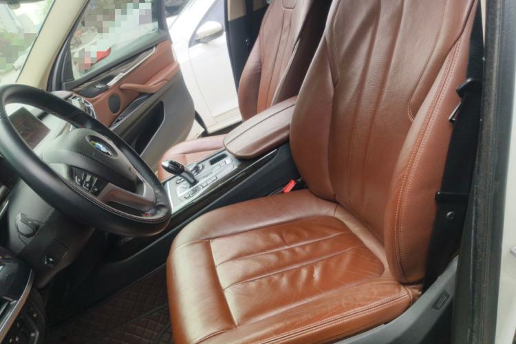 Used BMW X5 2014 xDrive35i Leading Model Left Front Seat
