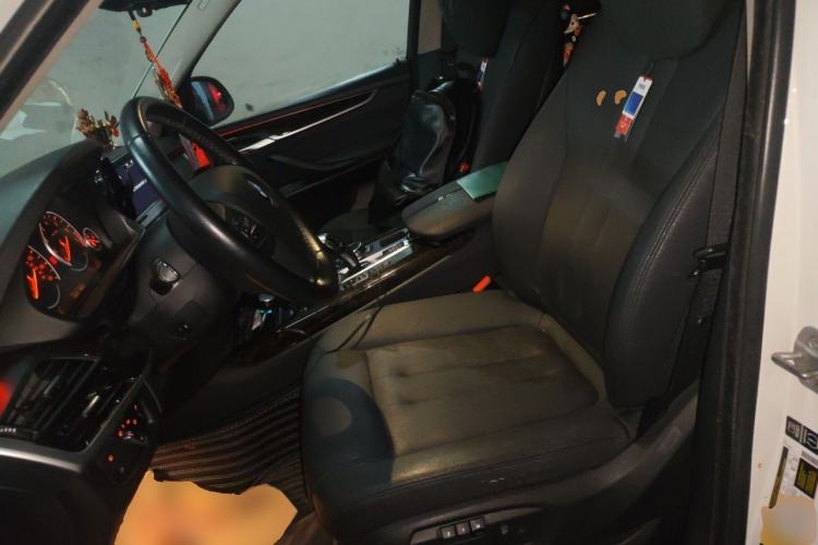 Used BMW X5  Left Front Seat