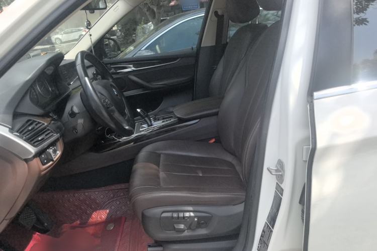 Used BMW X5 2014 xDrive35i Elegant Edition Left Front Seat