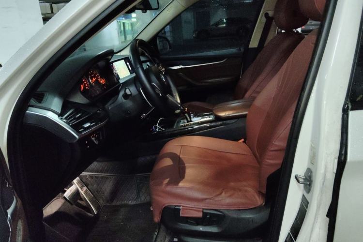 Used BMW X5 2014 xDrive35i Elegant Edition Left Front Seat