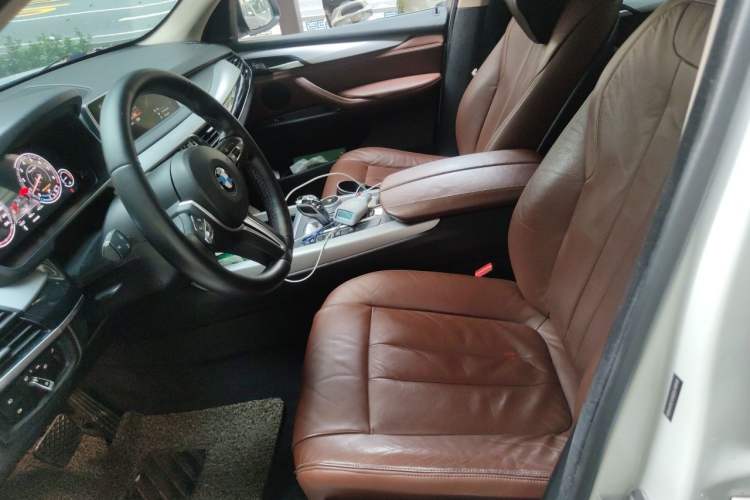 Used BMW X5 2014 xDrive35i Elegant Edition Left Front Seat