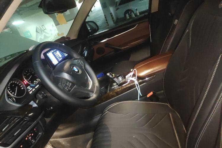 Used BMW X5 2014 xDrive35i Elegant Edition Left Front Seat