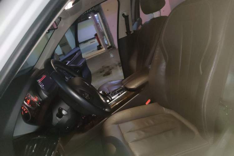 Used BMW X5 2014 xDrive35i Elegant Edition Left Front Seat