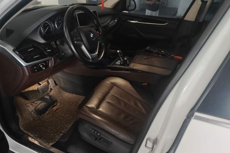 Used BMW X5 2014 xDrive35i Elegant Edition Left Front Seat