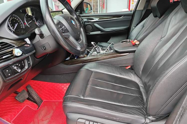 Used BMW X5 2014 xDrive35i Luxury Edition Left Front Seat
