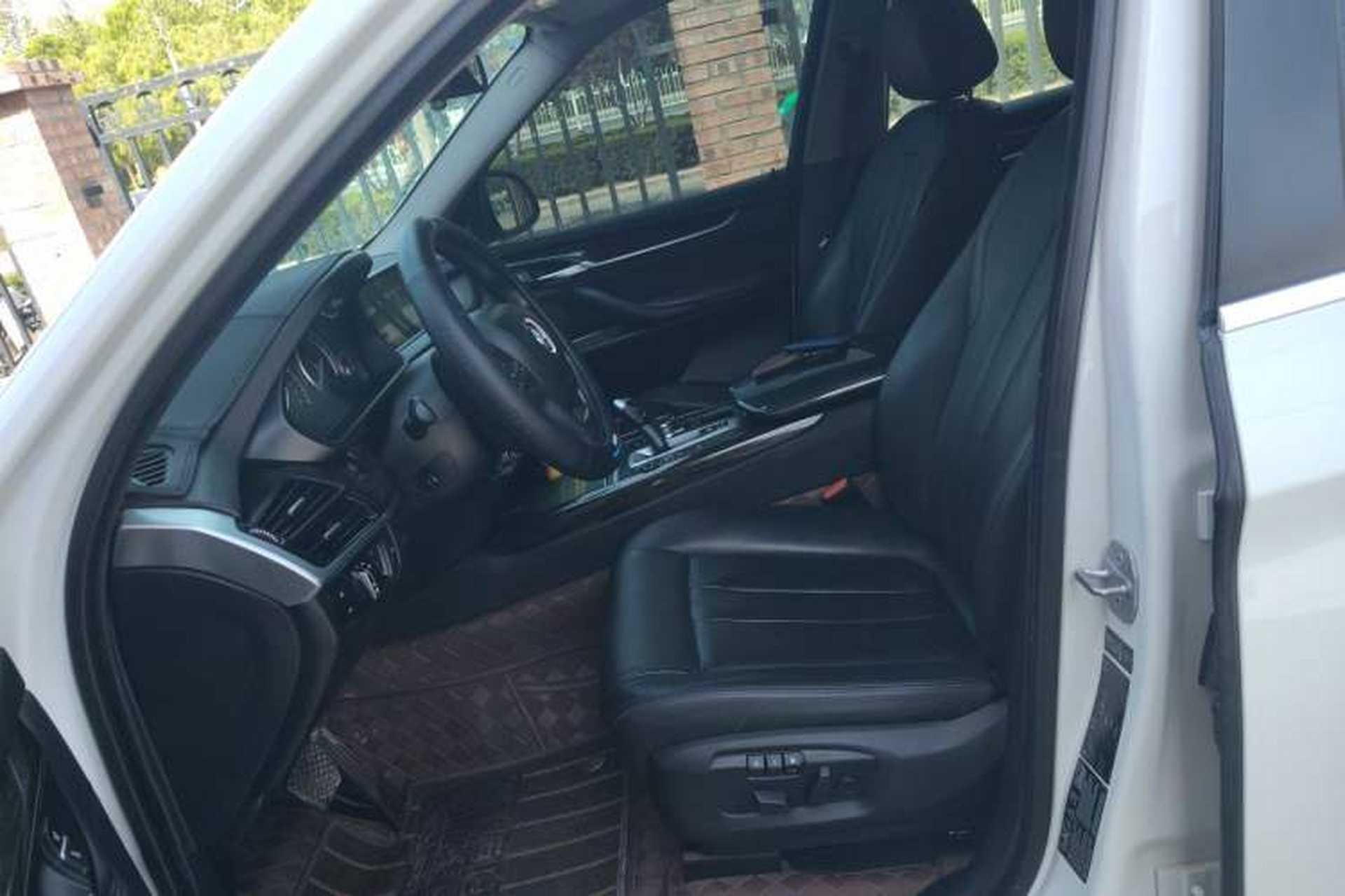 Used BMW X5 2014 xDrive35i Leading Model Left Front Seat