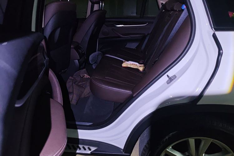Used BMW X5 2014 xDrive35i Elegant Edition Left Rear Seat