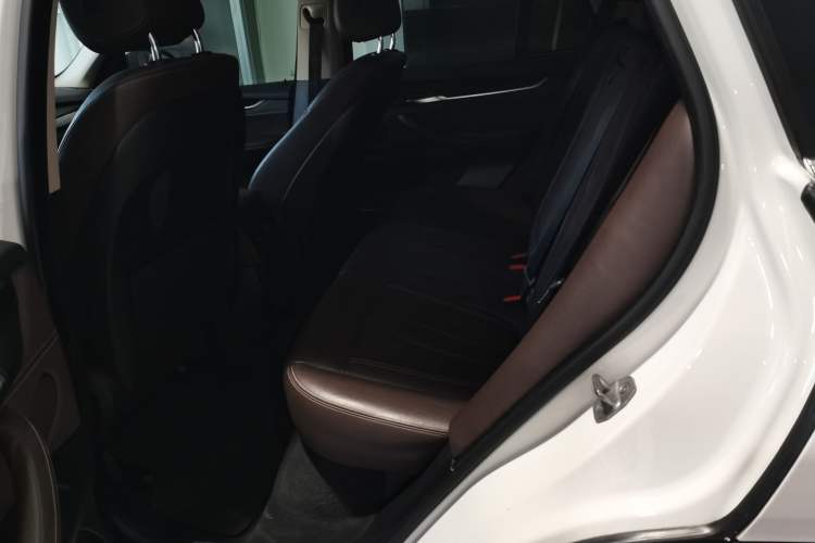 Used BMW X5 2014 xDrive35i Elegant Edition Left Rear Seat