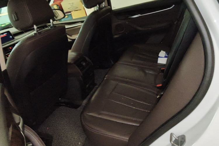 Used BMW X5 2014 xDrive35i Elegant Edition Left Rear Seat