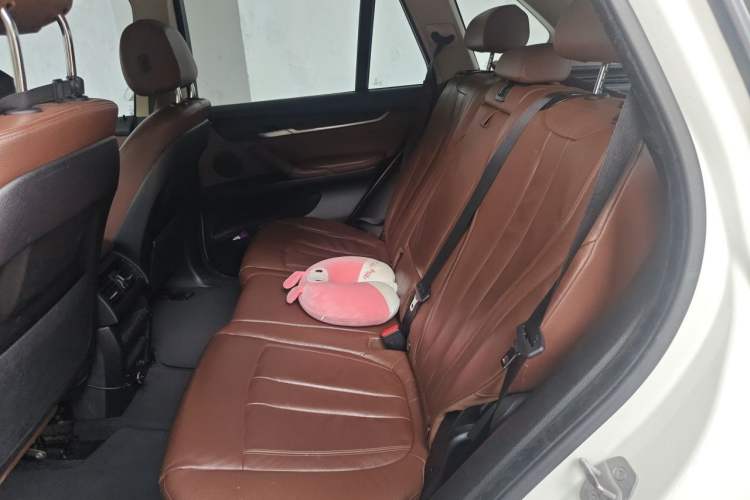 Used BMW X5 2014 xDrive35i Leading Model Left Rear Seat