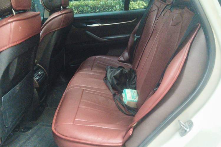 Used BMW X5 2014 xDrive35i Elegant Edition Left Rear Seat
