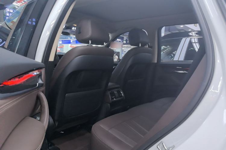 Used BMW X5 2014 xDrive35i Elegant Edition Left Rear Seat