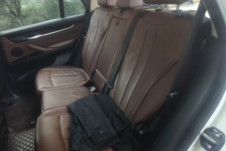 Used BMW X5 2014 xDrive35i Elegant Edition Left Rear Seat