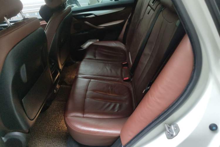 Used BMW X5 2014 xDrive35i Elegant Edition Left Rear Seat
