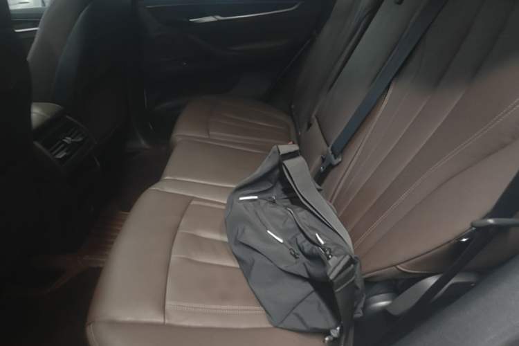 Used BMW X5 2014 xDrive35i Leading Model Left Rear Seat
