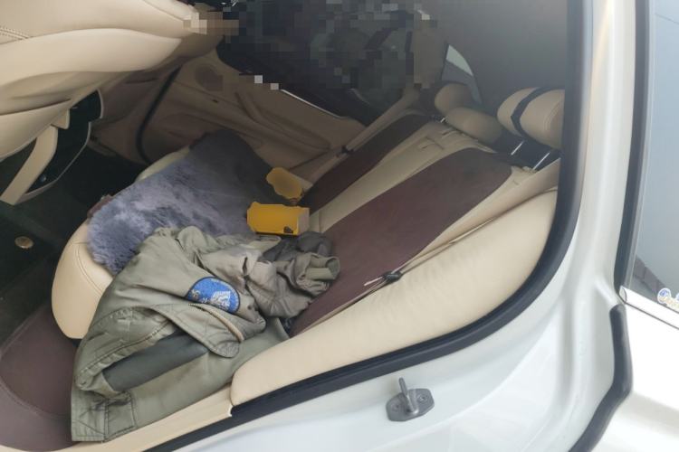 Used BMW X5  Left Rear Seat