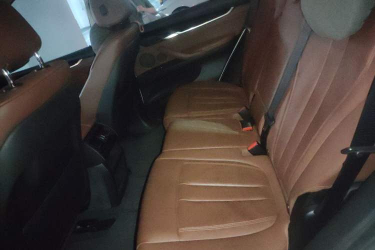Used BMW X5 2014 xDrive35i Luxury Edition Left Rear Seat