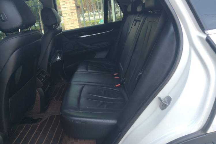 Used BMW X5 2014 xDrive35i Leading Model Left Rear Seat