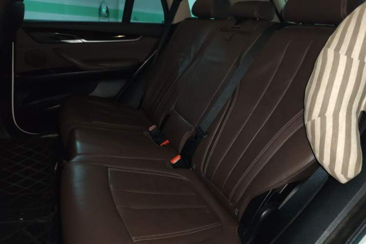 Used BMW X5 2014 xDrive35i Elegant Edition Left Rear Seat