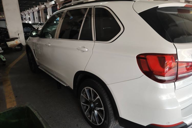 Used BMW X5 2014 xDrive35i U.S. specification Left Side