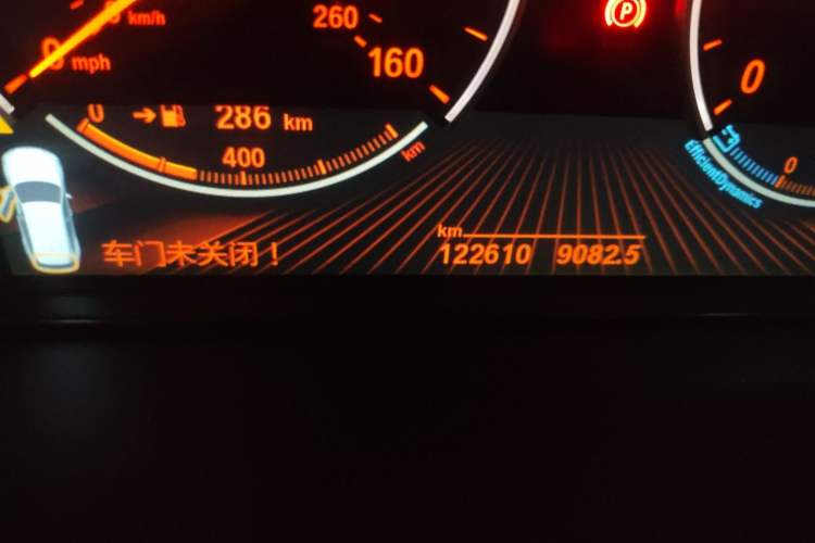 Used BMW X5  Odometer Close Up