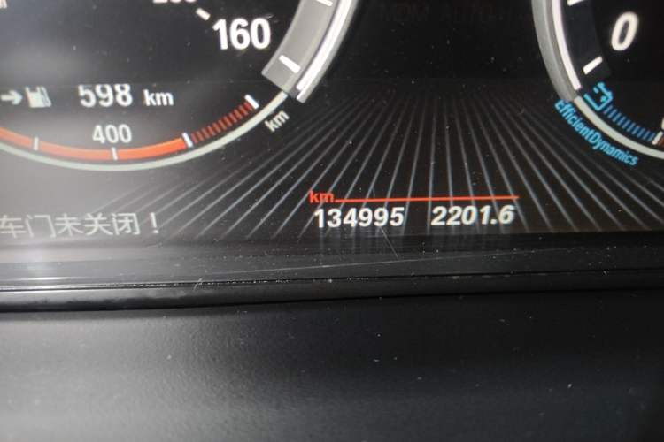 Used BMW X5  Odometer Close Up