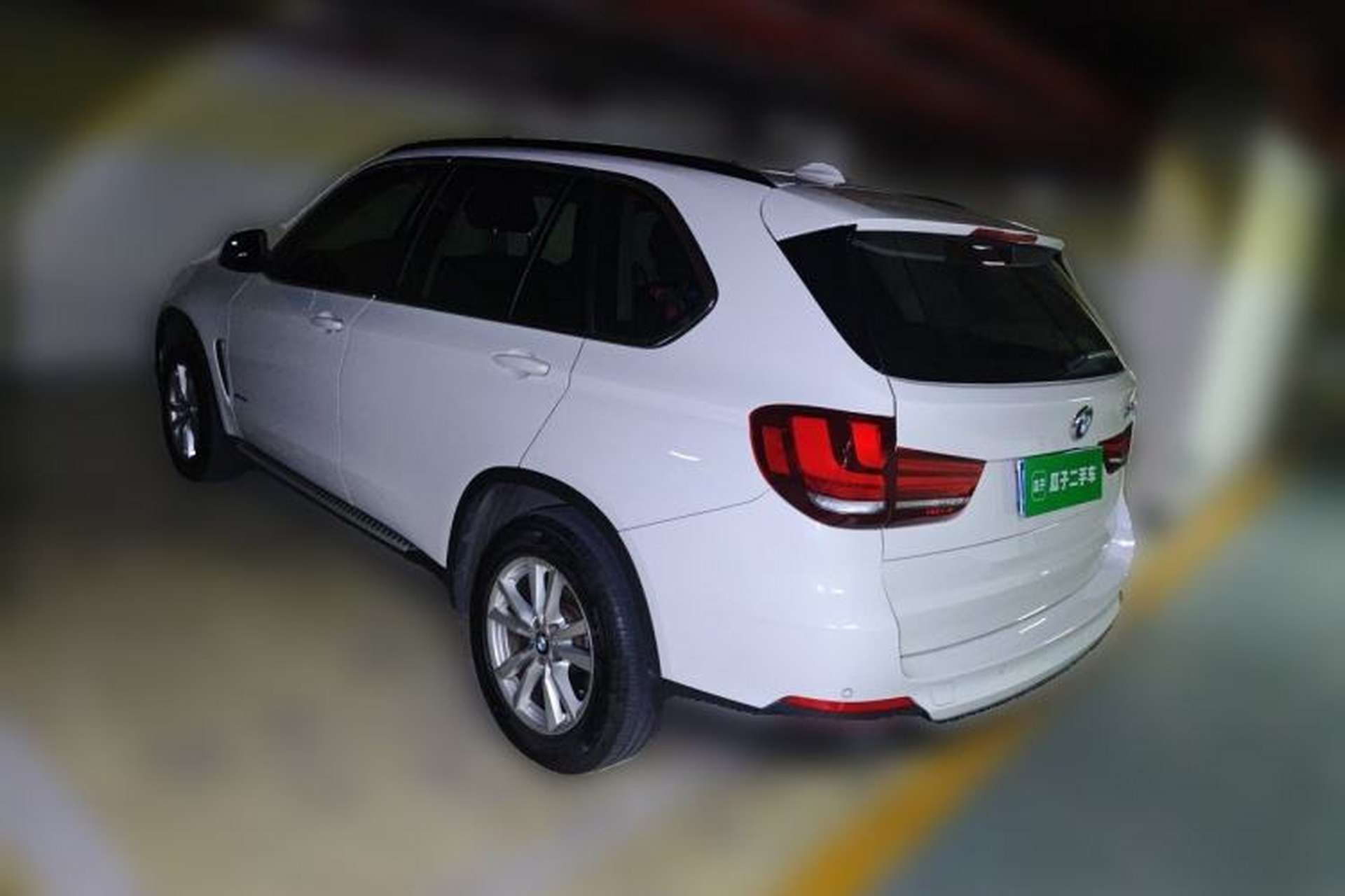Used BMW X5 2014 xDrive35i Elegant Edition Rear Left 45 Deg