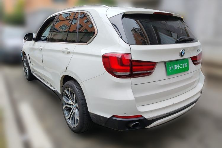Used BMW X5  Rear Left 45 Deg