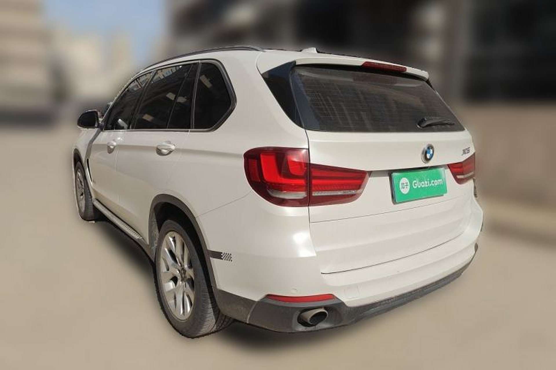 Used BMW X5 2014 xDrive35i Leading Model Rear Left 45 Deg