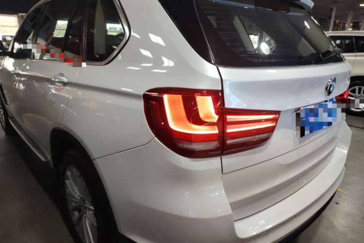 Used BMW X5 2014 xDrive35i Elegant Edition Rear Left 45 Deg