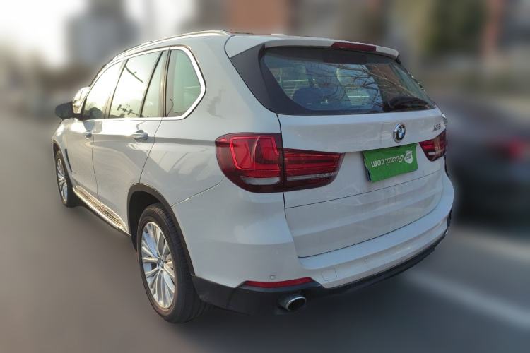 Used BMW X5 2014 xDrive35i Luxury Edition Rear Left 45 Deg