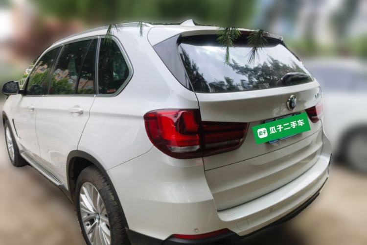 Used BMW X5 2014 xDrive35i Leading Model Rear Left 45 Deg