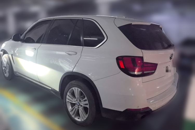 Used BMW X5  Rear Left 45 Deg