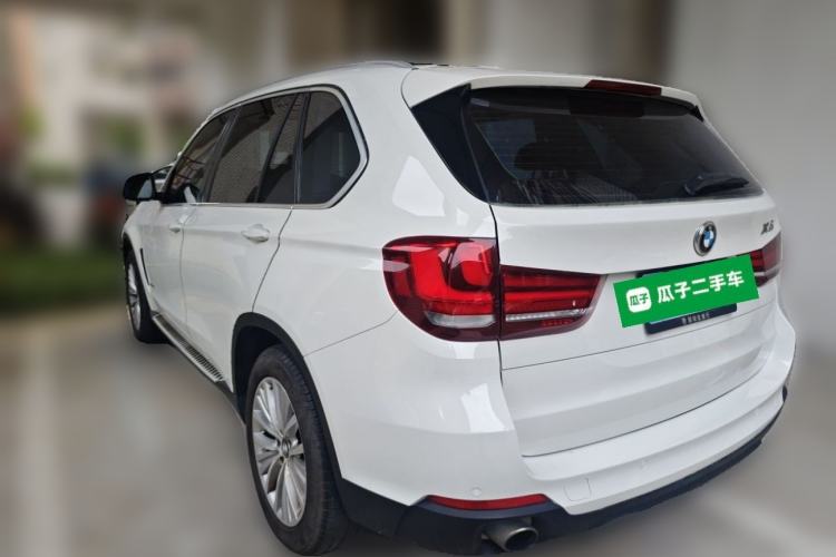 Used BMW X5 2014 xDrive35i Leading Model Rear Left 45 Deg