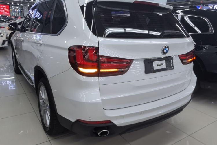 Used BMW X5 2014 xDrive35i Elegant Edition Rear Left 45 Deg