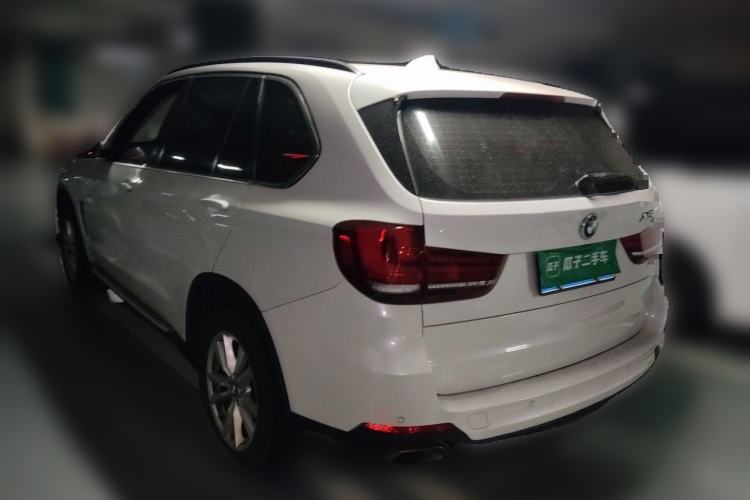 Used BMW X5 2014 xDrive35i Elegant Edition Rear Left 45 Deg