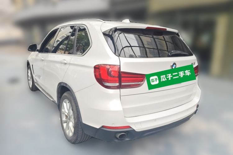 Used BMW X5 2014 xDrive35i Elegant Edition Rear Left 45 Deg